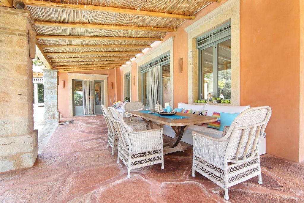 Vouliagmeni Villa Athene Buitenkant foto